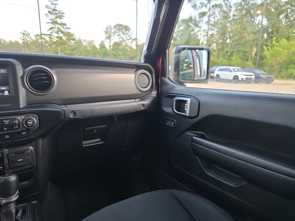 2021 Jeep Gladiator Sport S photo 13