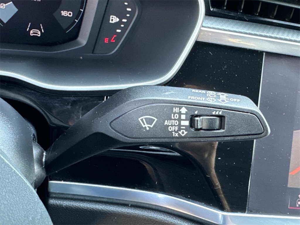 2022 Audi Q3 S line Premium Plus photo 28