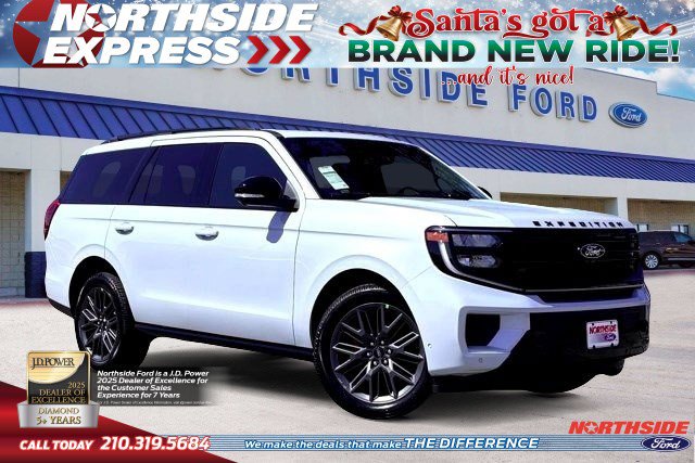 2025 Ford Expedition Platinum's photo