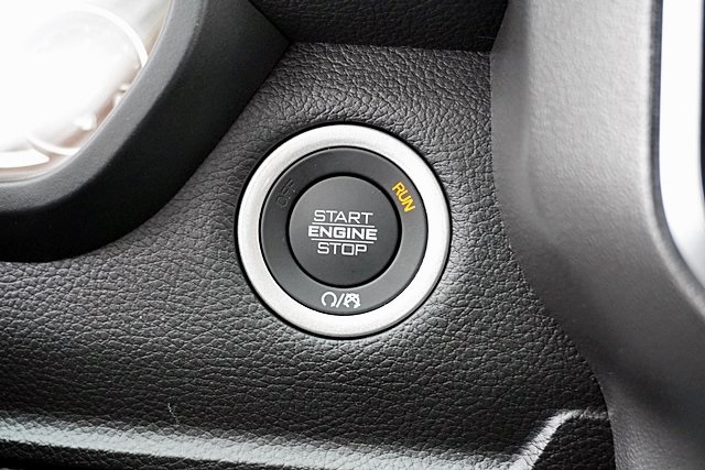 New 2026 Bright White Clear-Coat Exterior Paint RAM Big Horn/Lone Star image 41