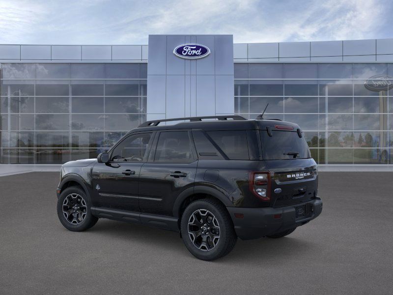 2025 Ford Bronco Sport Outer Banks photo 2