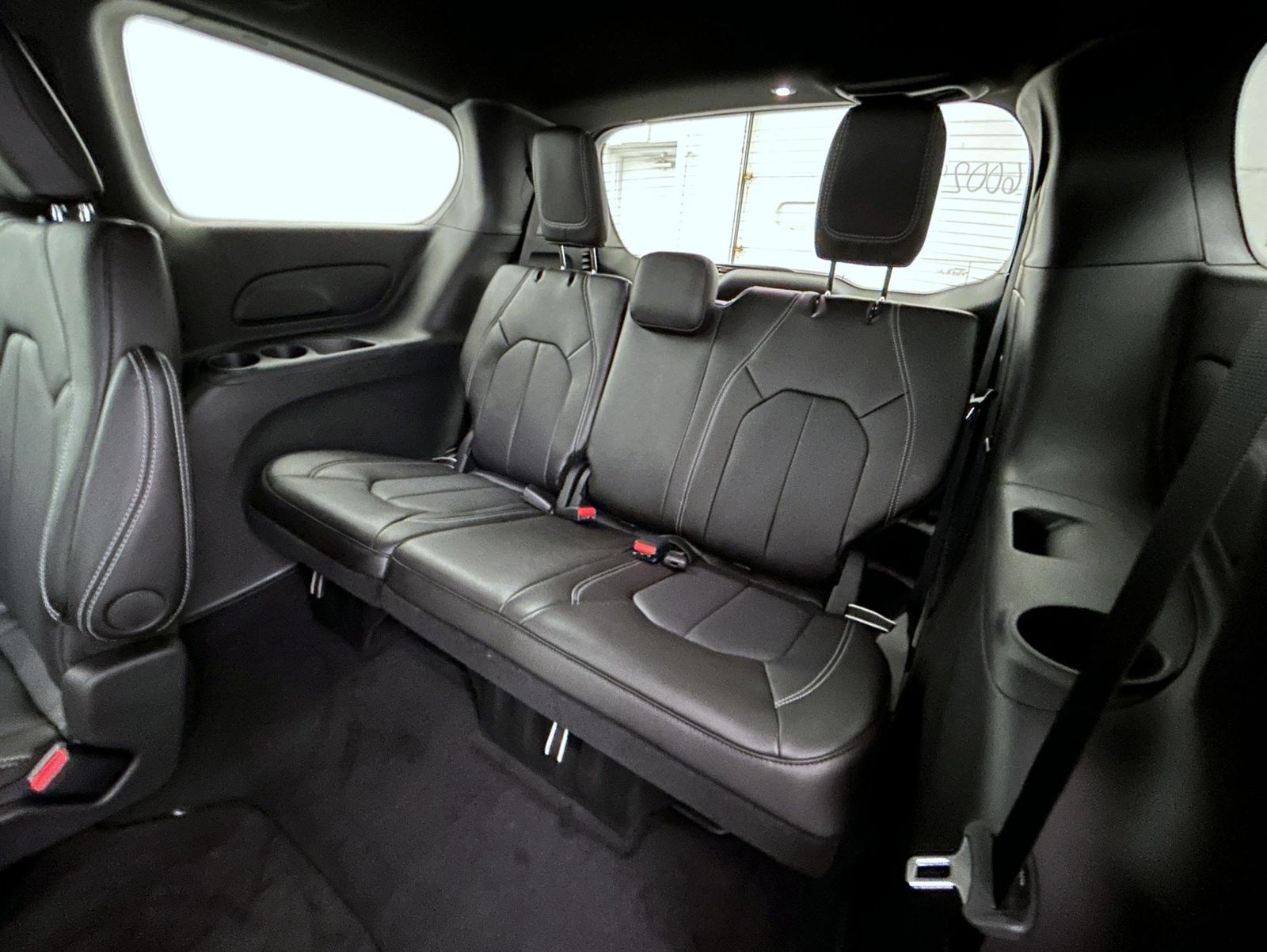 2026 Chrysler Voyager LX photo 19