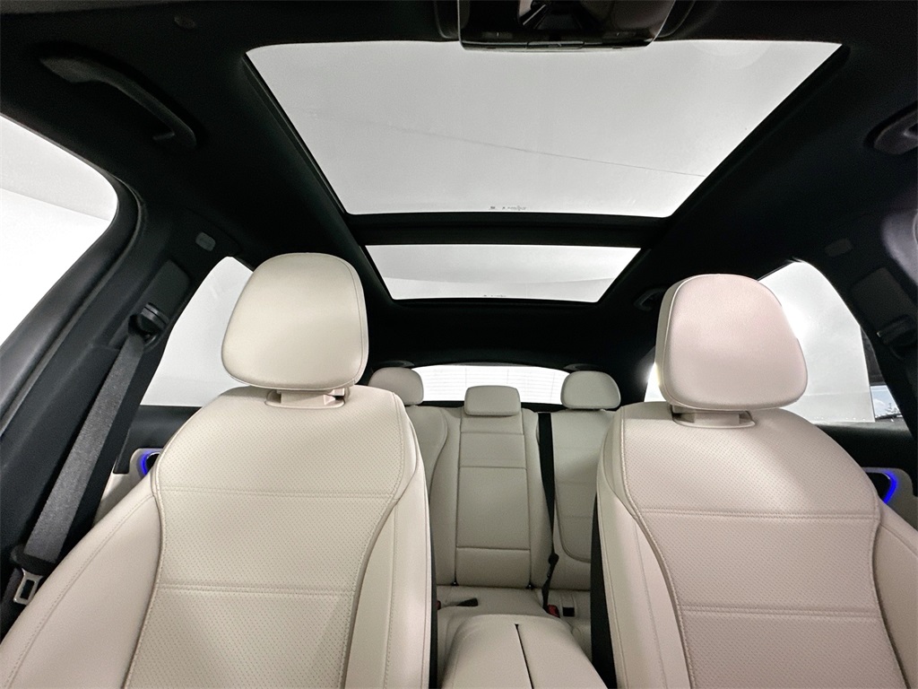 2026 Mercedes Benz GLC 300 photo 18