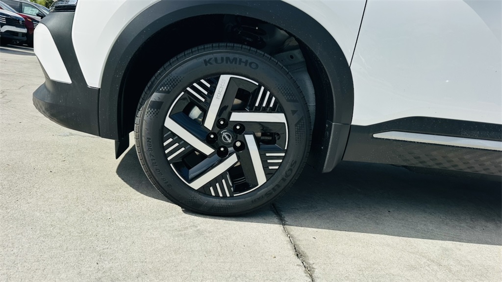 2026 Nissan Kicks SV photo 7