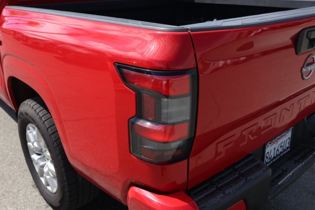 2023 Nissan Frontier SV photo 6
