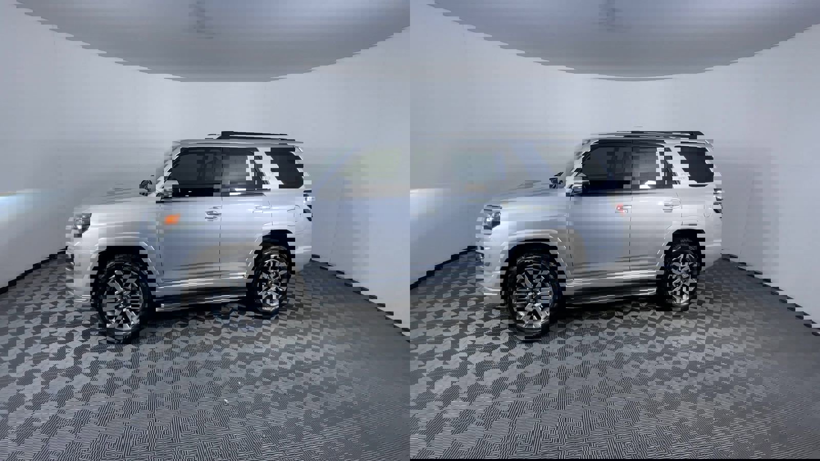 2023 Toyota 4Runner TRD Sport photo 4