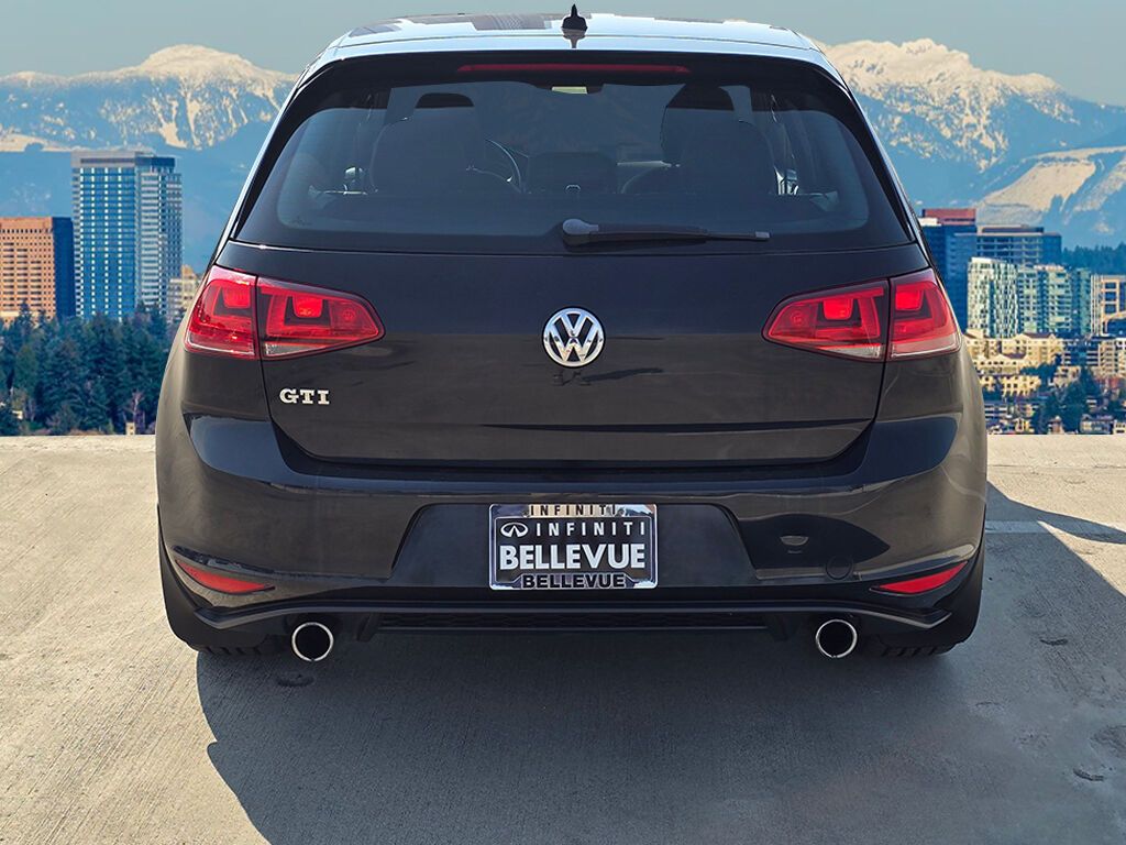 2016 Volkswagen Golf GTI S photo 3
