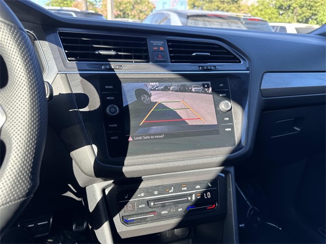 2022 Volkswagen Tiguan SE R-Line Black photo 14