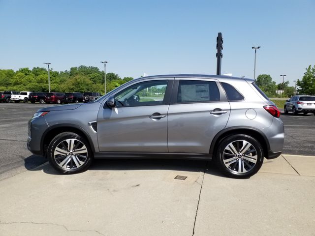 2025 Mitsubishi Outlander Sport SE photo 3