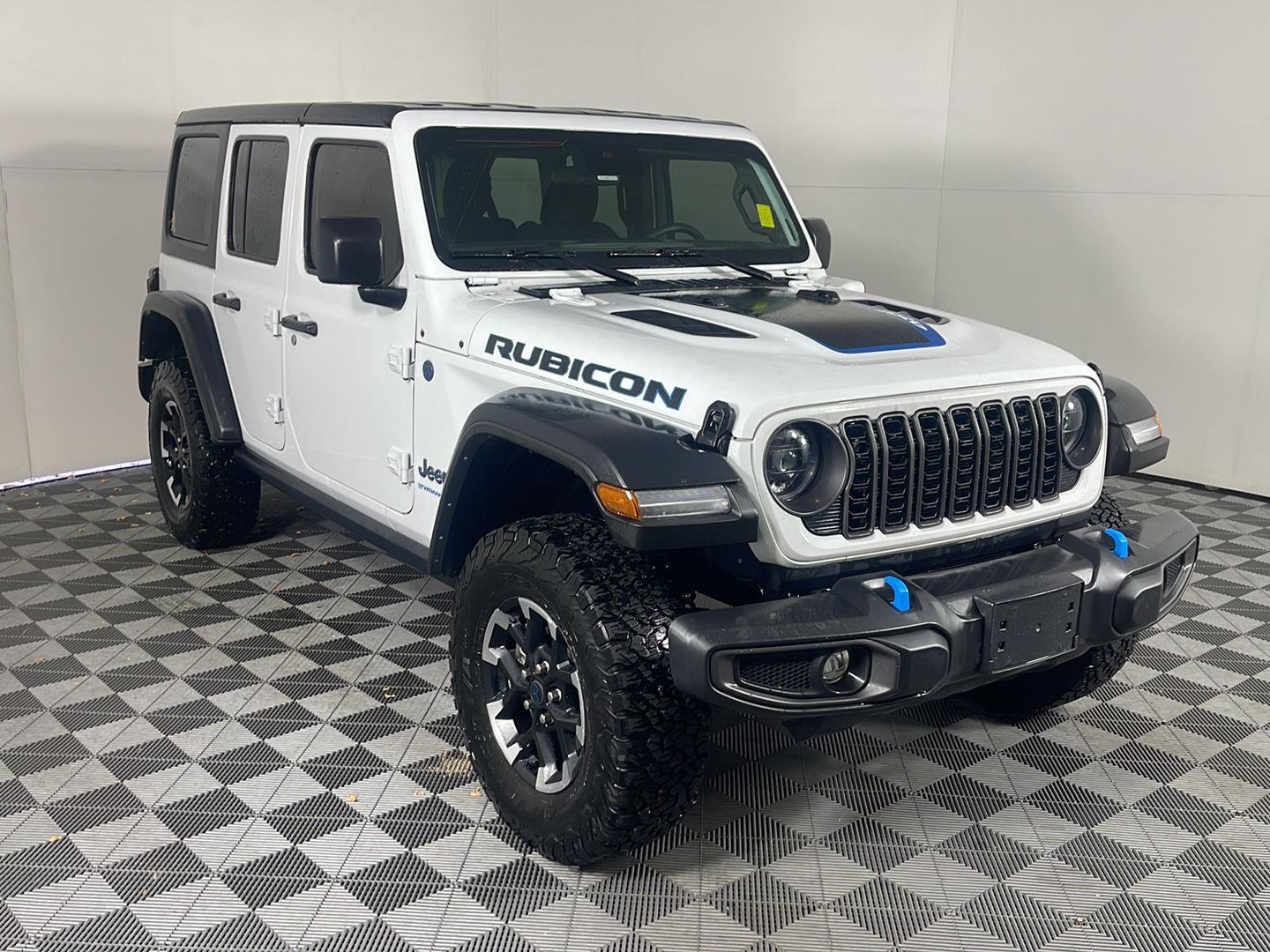2024 Jeep Wrangler 4xe Rubicon photo 4