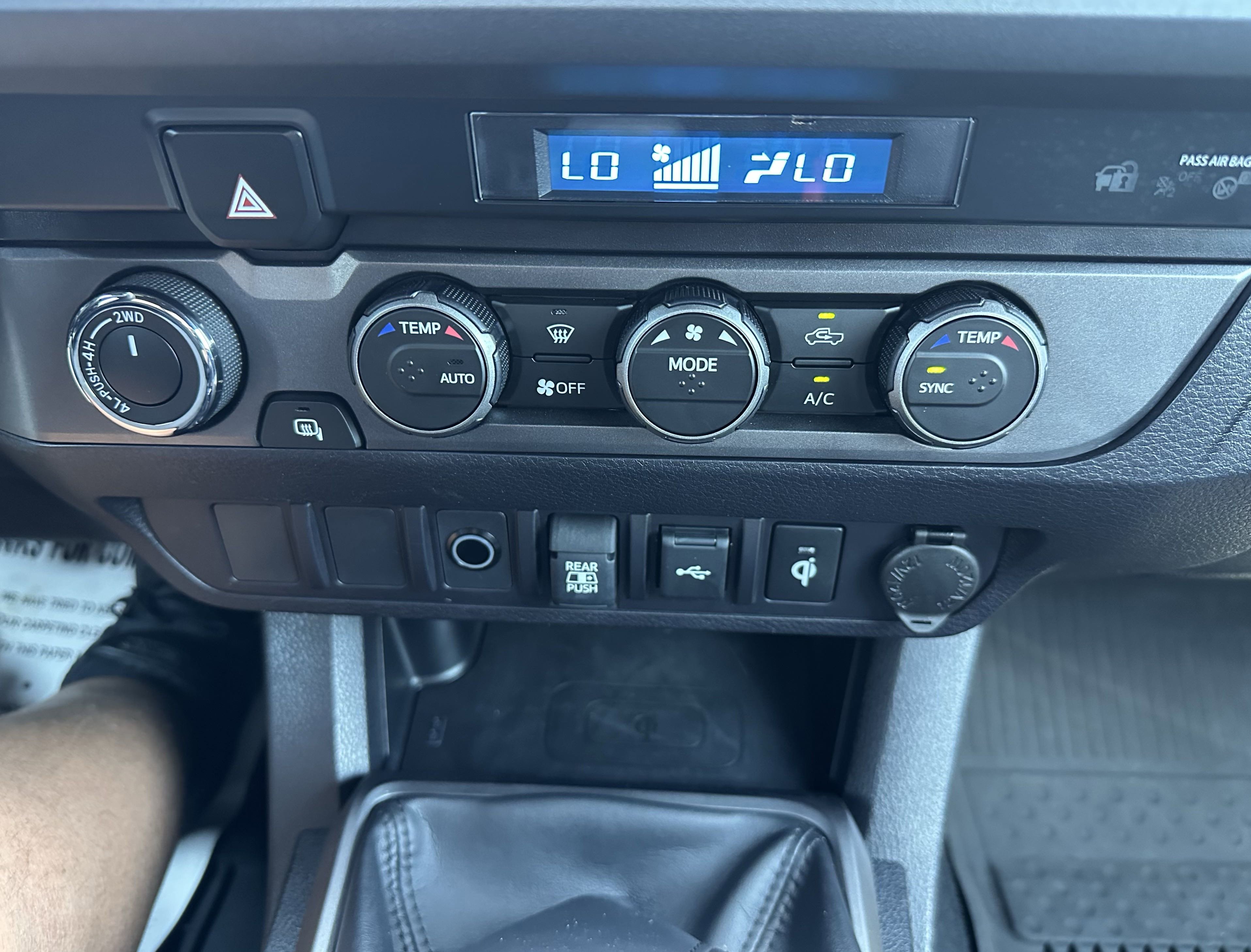 2022 Toyota Tacoma SR5 Double Cab Long Bed V6 4x4 photo 6
