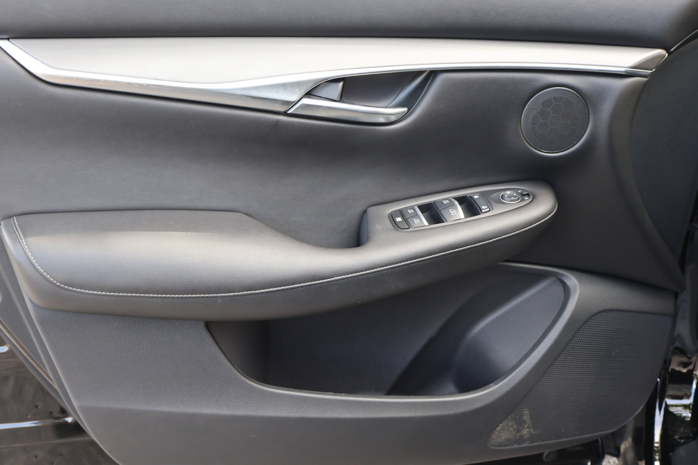 2022 Infiniti QX50 PURE photo 9