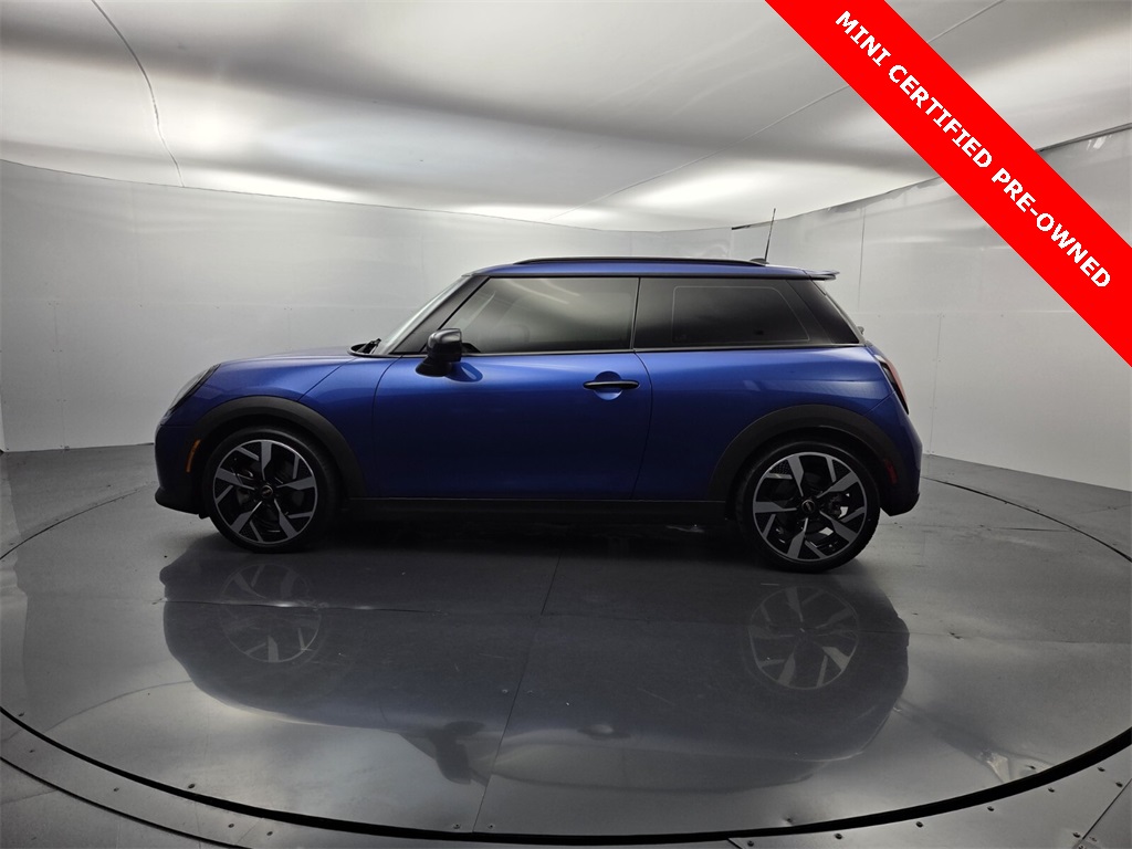 2025 Mini Cooper Signature photo 4