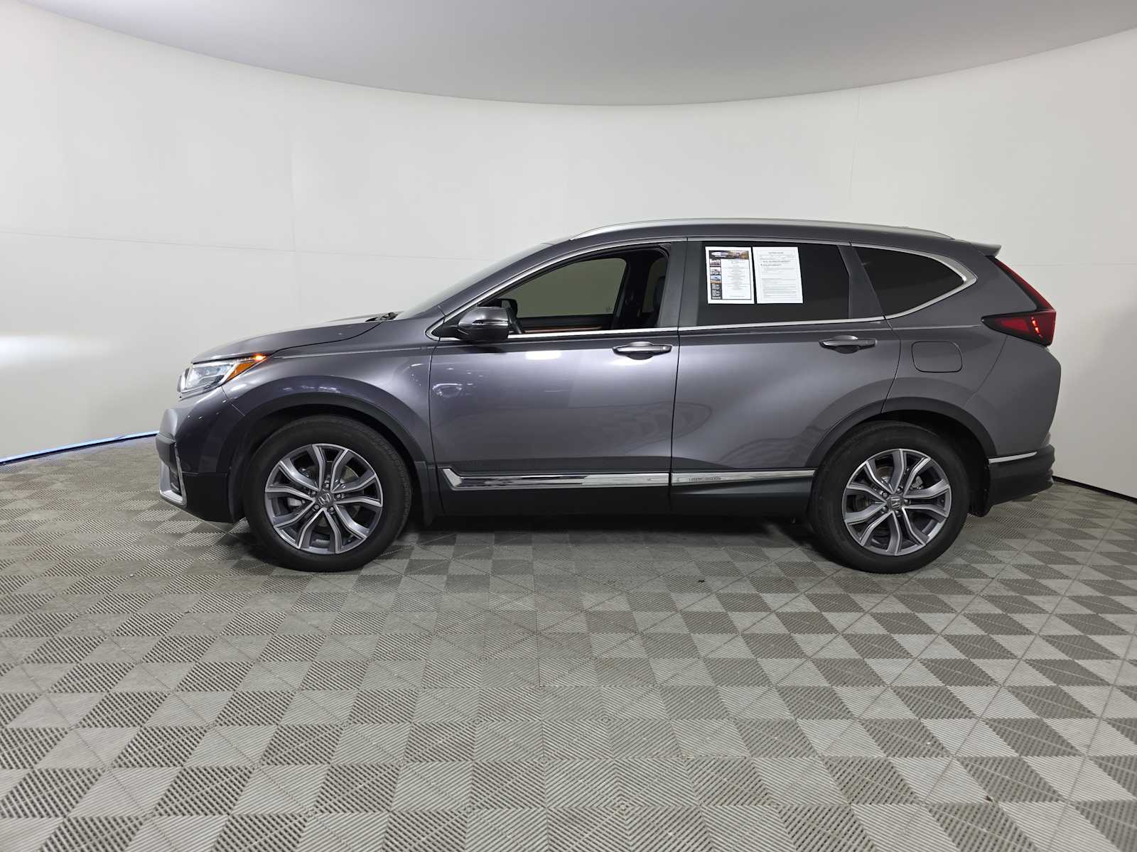 2020 Honda CR-V Touring photo 2