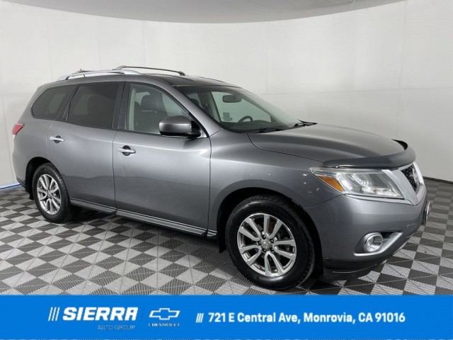 2015 Nissan Pathfinder SV