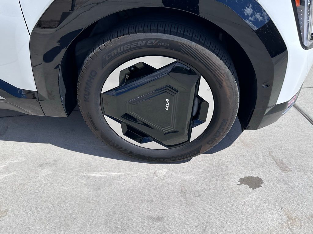 2024 Kia EV9 Land photo 4