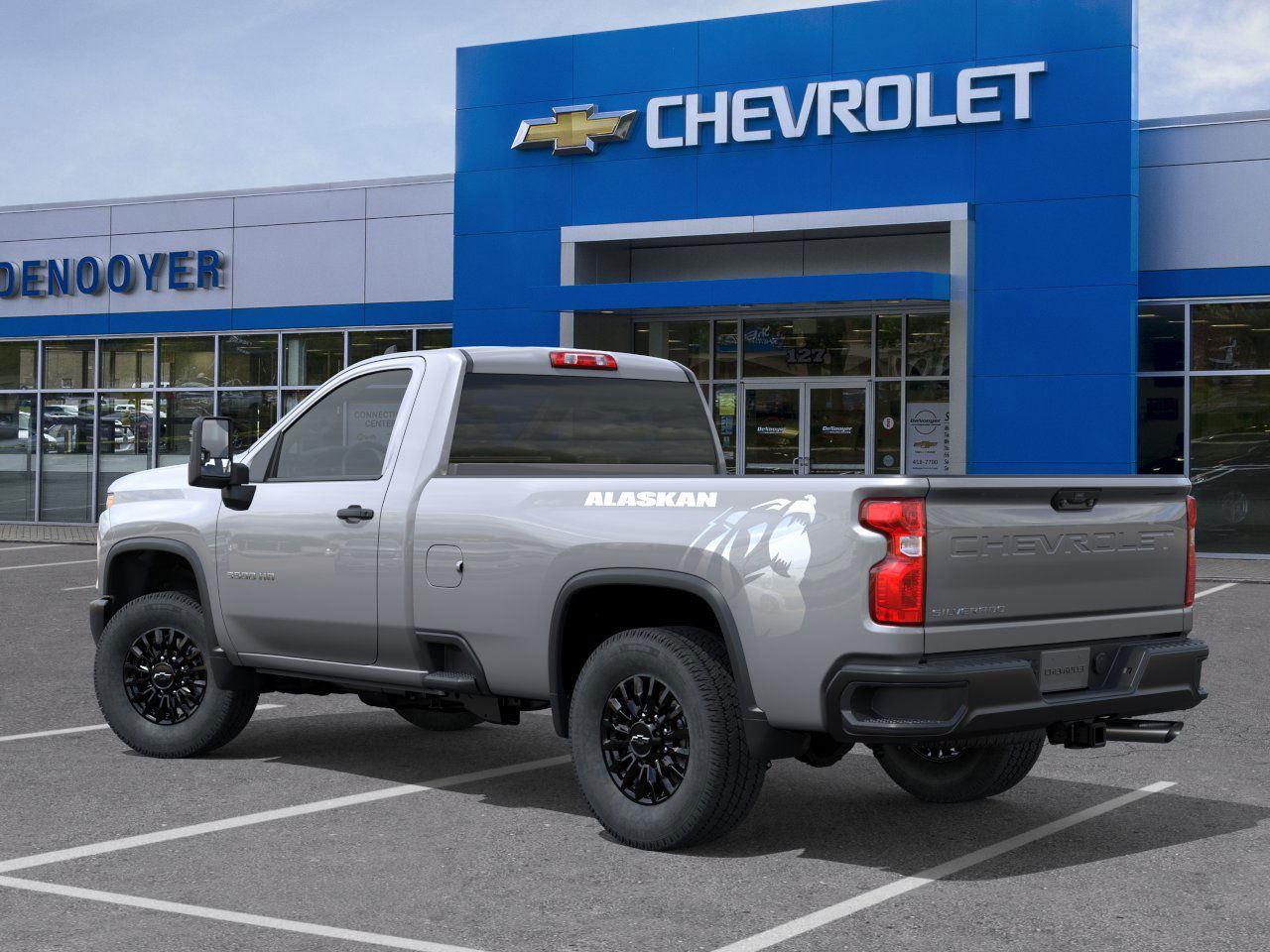 2025 Chevrolet Silverado 3500HD photo 3