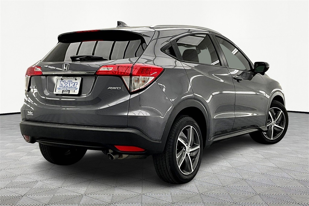 Used 2022 Honda HR-V EX-L with VIN 3CZRU6H74NM713045 for sale in Kansas City