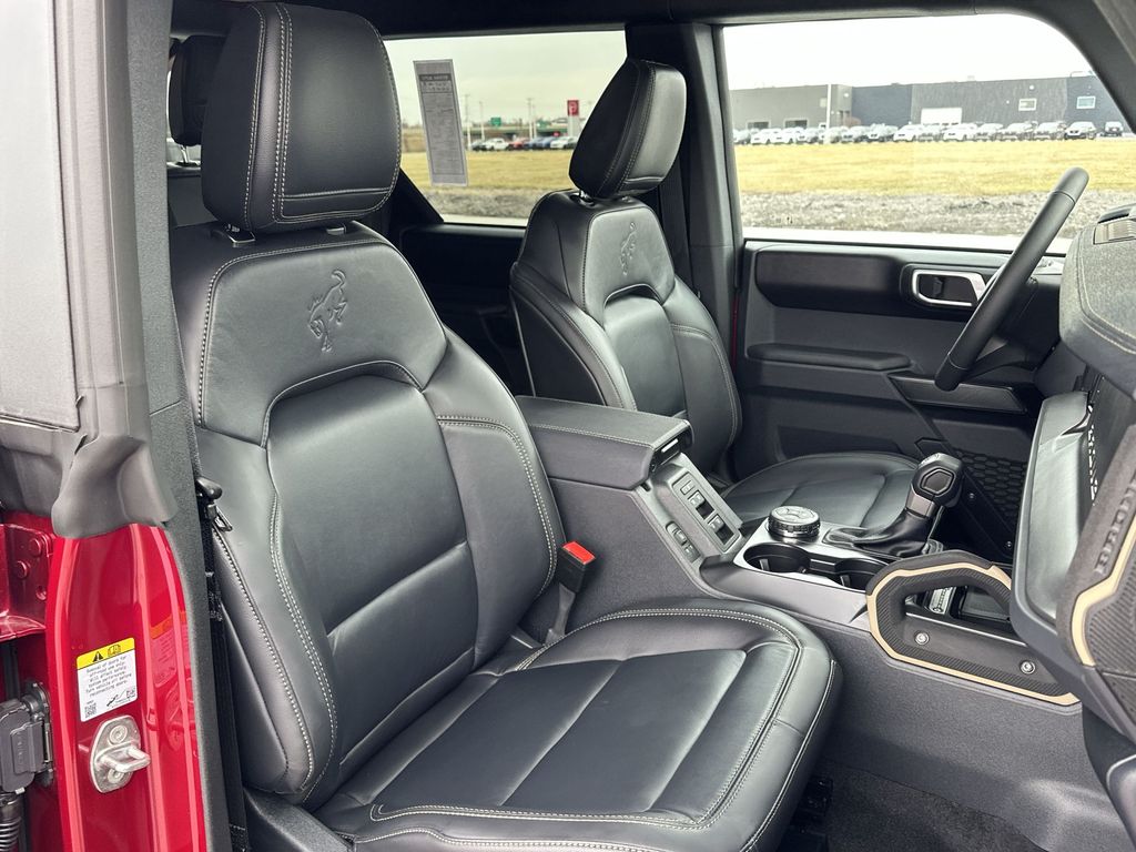 2025 Ford Bronco Badlands photo 30