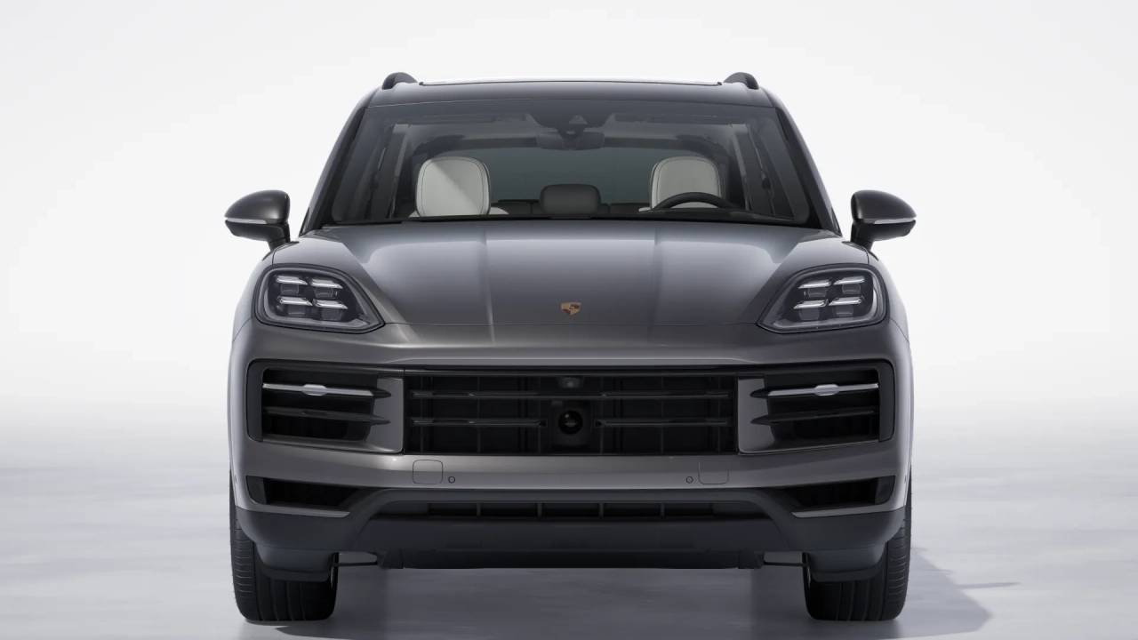 2026 Porsche Cayenne photo 9