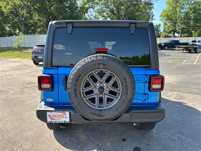 2025 Jeep Wrangler Sport S photo 6