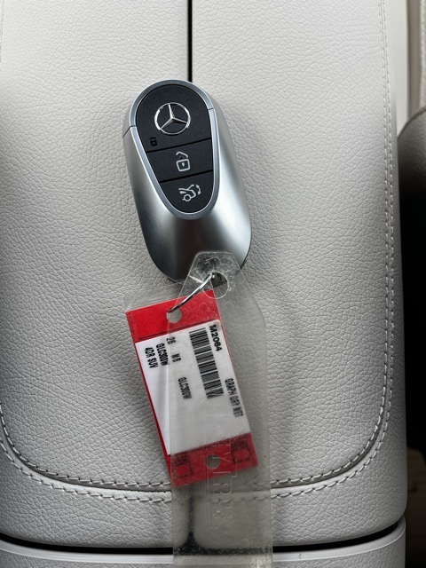 2026 Mercedes Benz GLC 300 photo 25