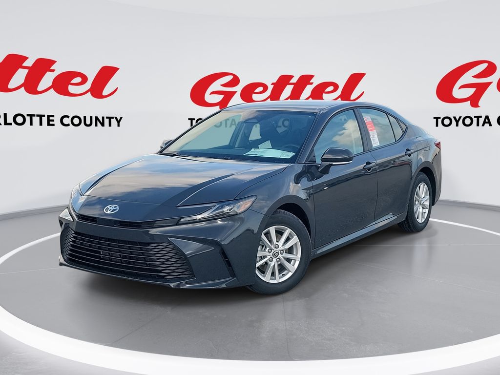 2026 Toyota Camry LE's photo