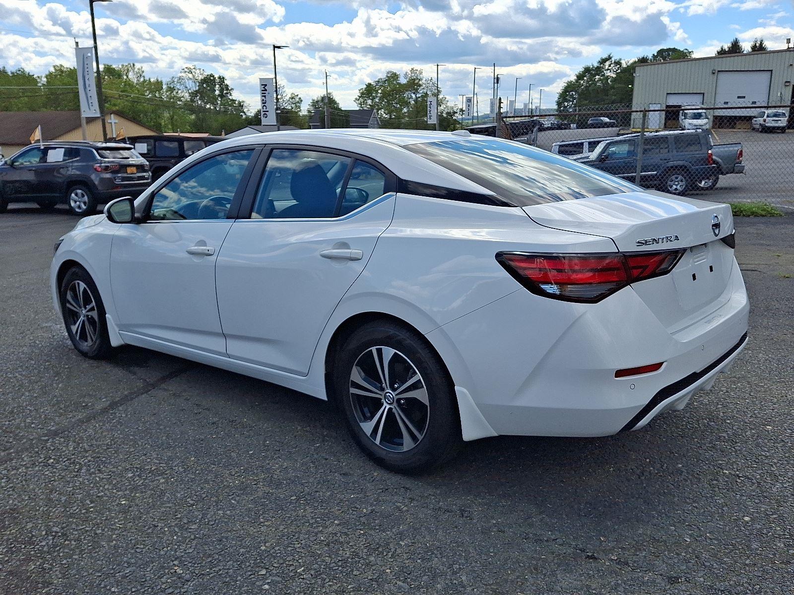 2023 Nissan Sentra SV photo 4