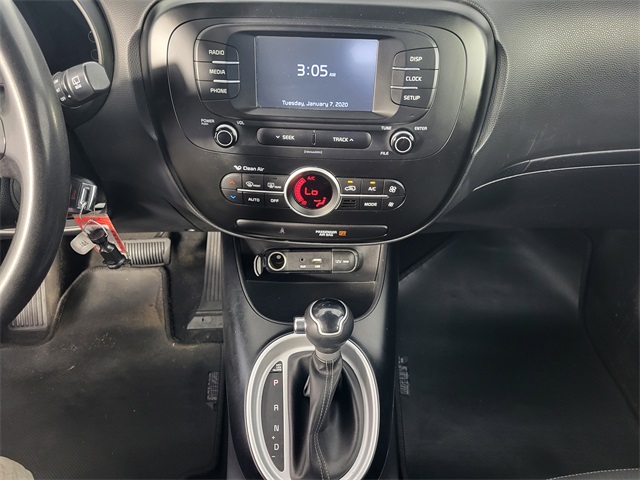 2017 Kia Soul Plus photo 18