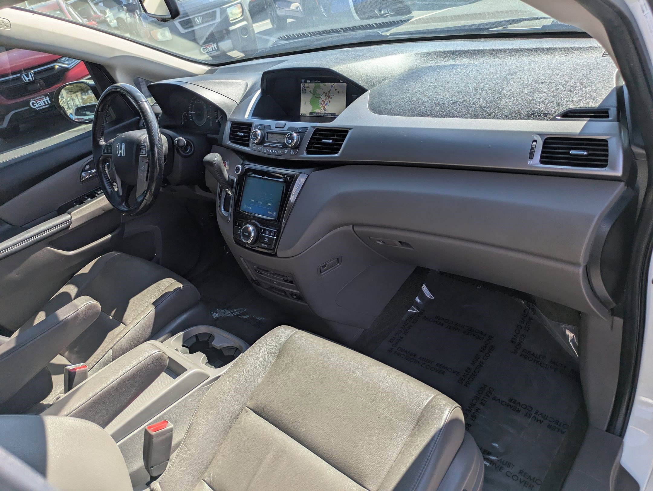 2016 Honda Odyssey Touring photo 33