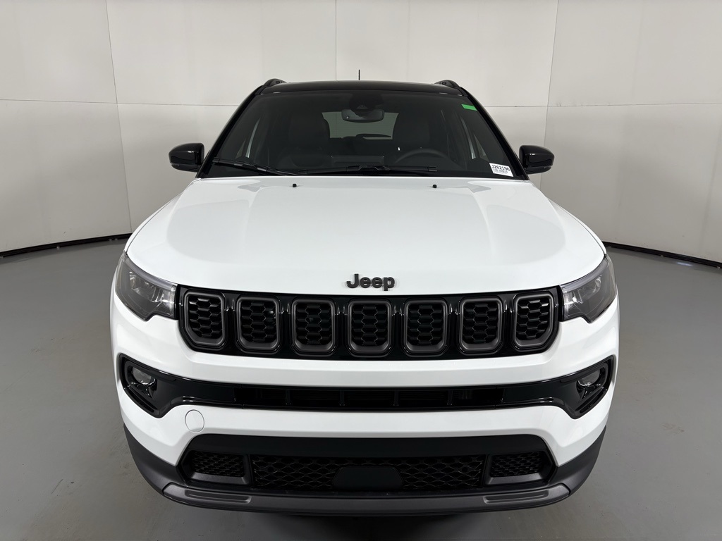 2026 Jeep Compass Limited Altitude photo 3