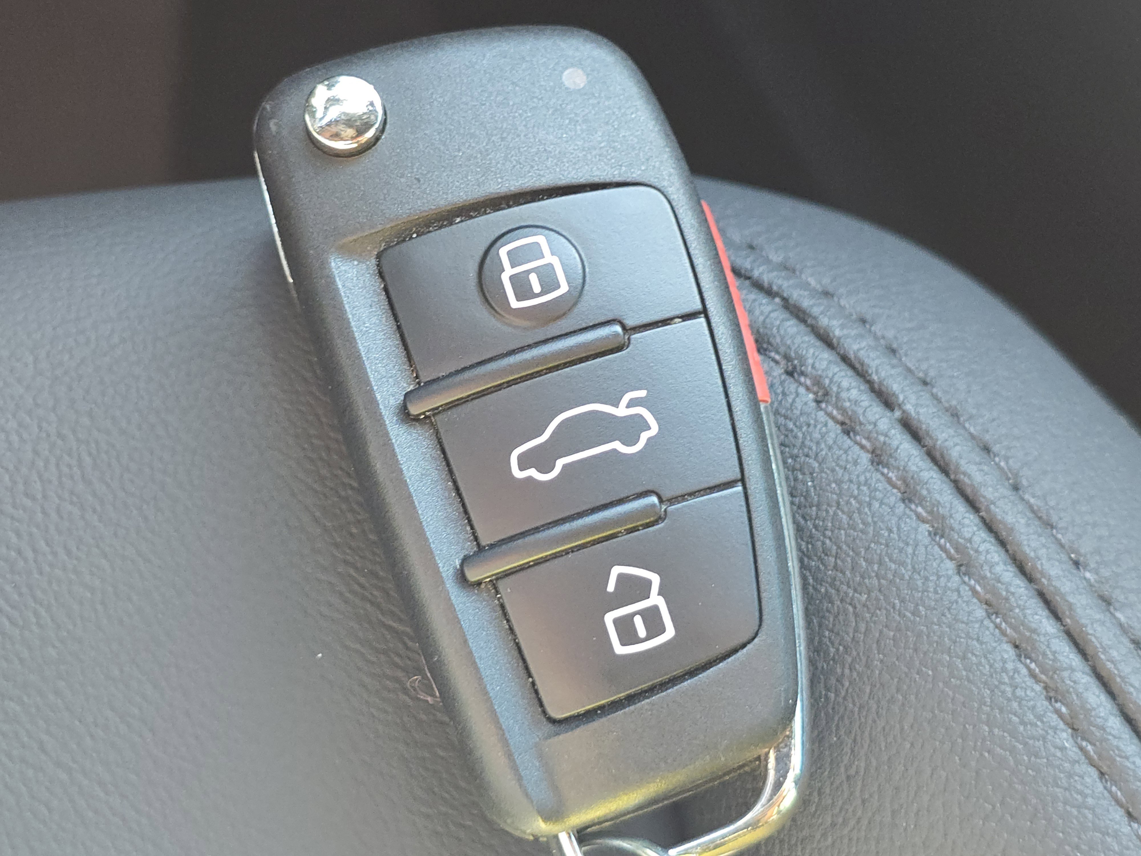 2023 Audi Q3 S line Premium Plus photo 8