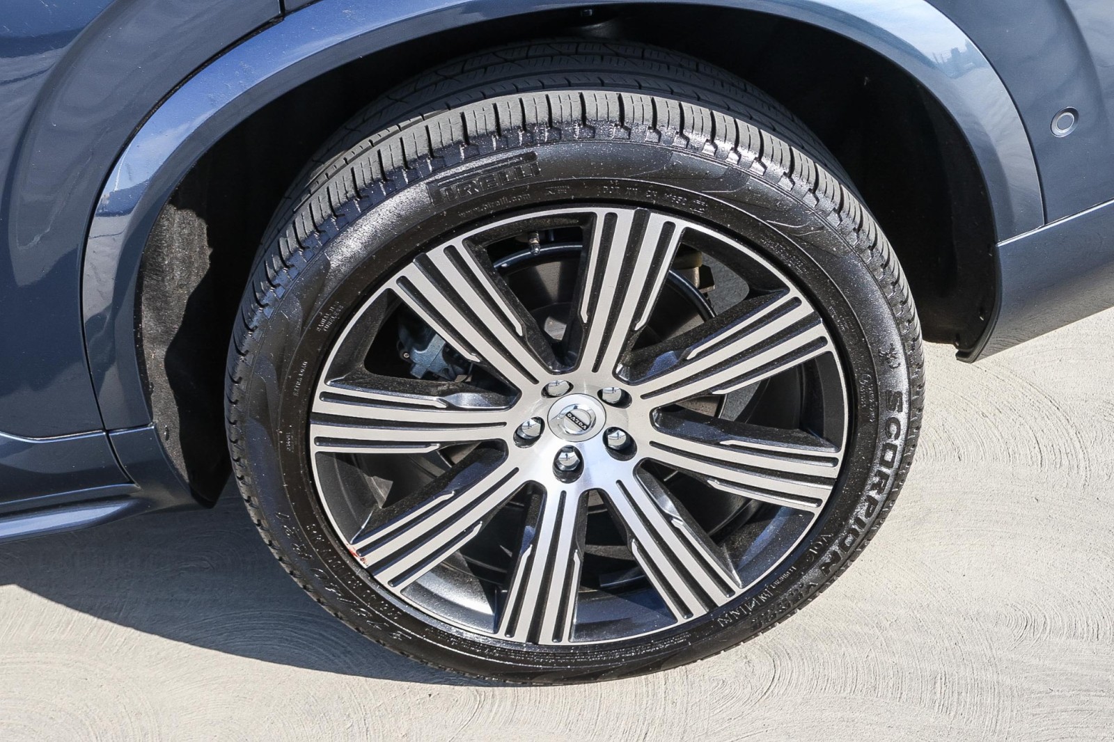 2024 Volvo XC90 Recharge Plus photo 8