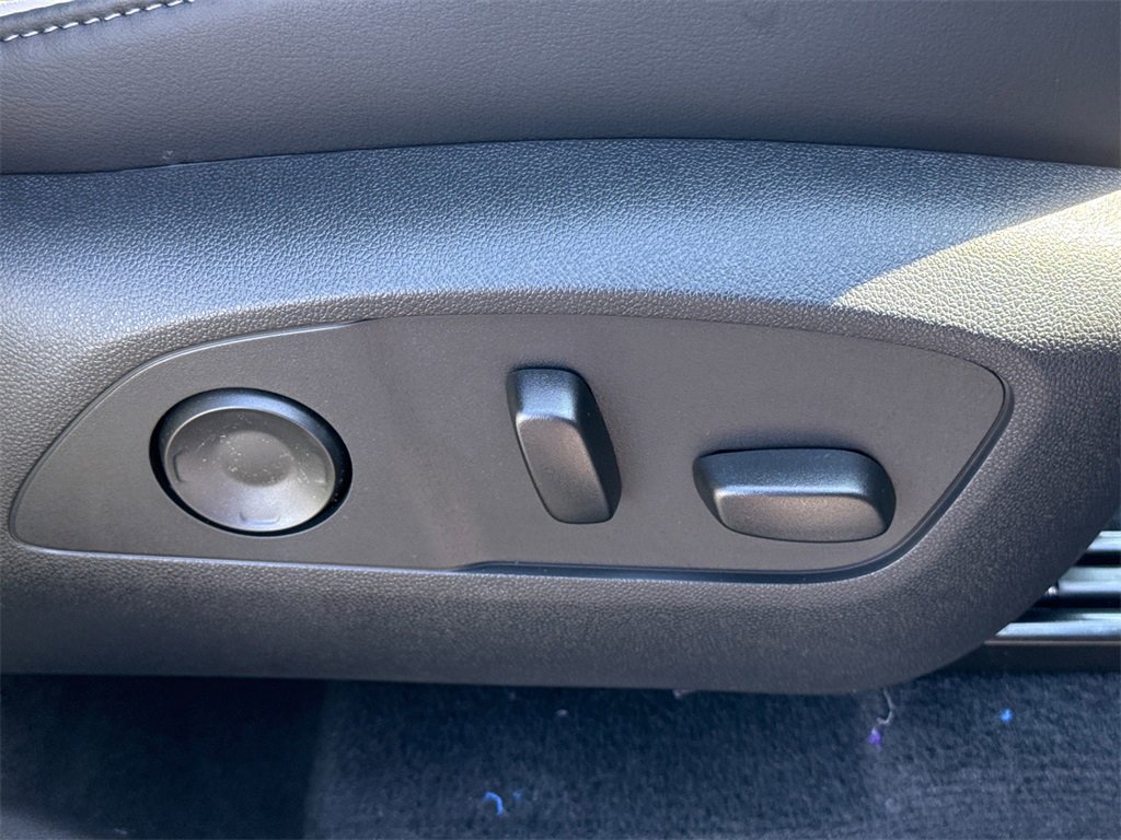 2026 Buick Enclave Preferred photo 38