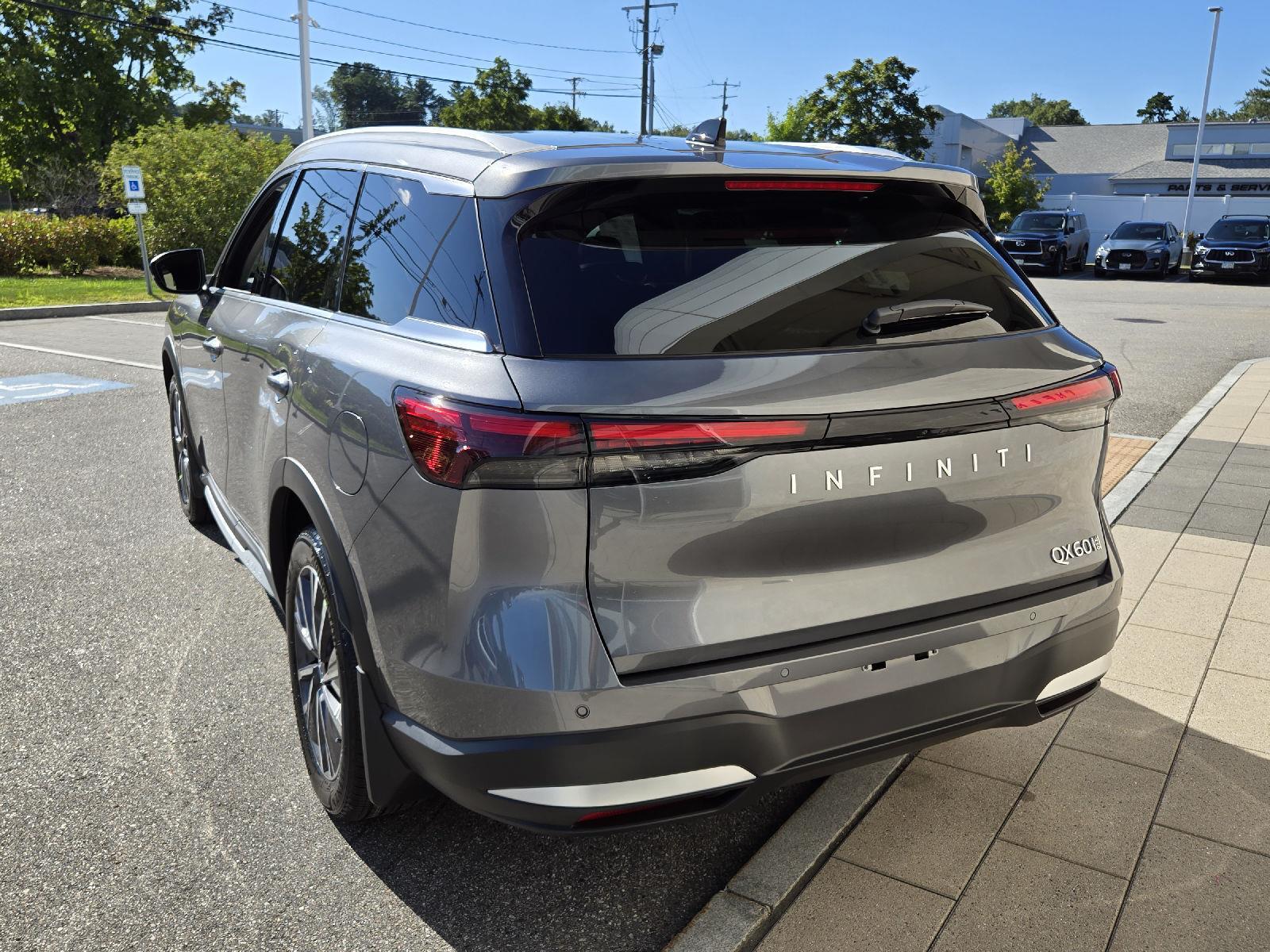 2026 Infiniti QX60 Luxe AWD photo 11