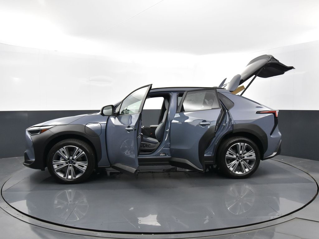 2025 Subaru Solterra Limited photo 31