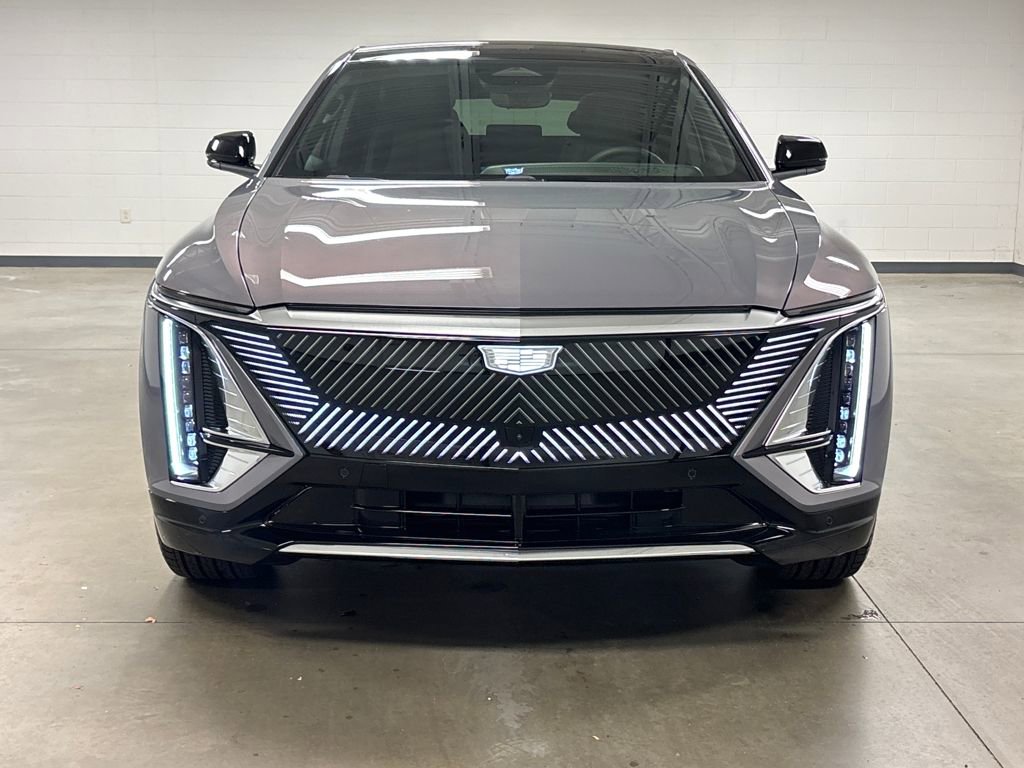 2026 Cadillac Lyriq Luxury photo 4