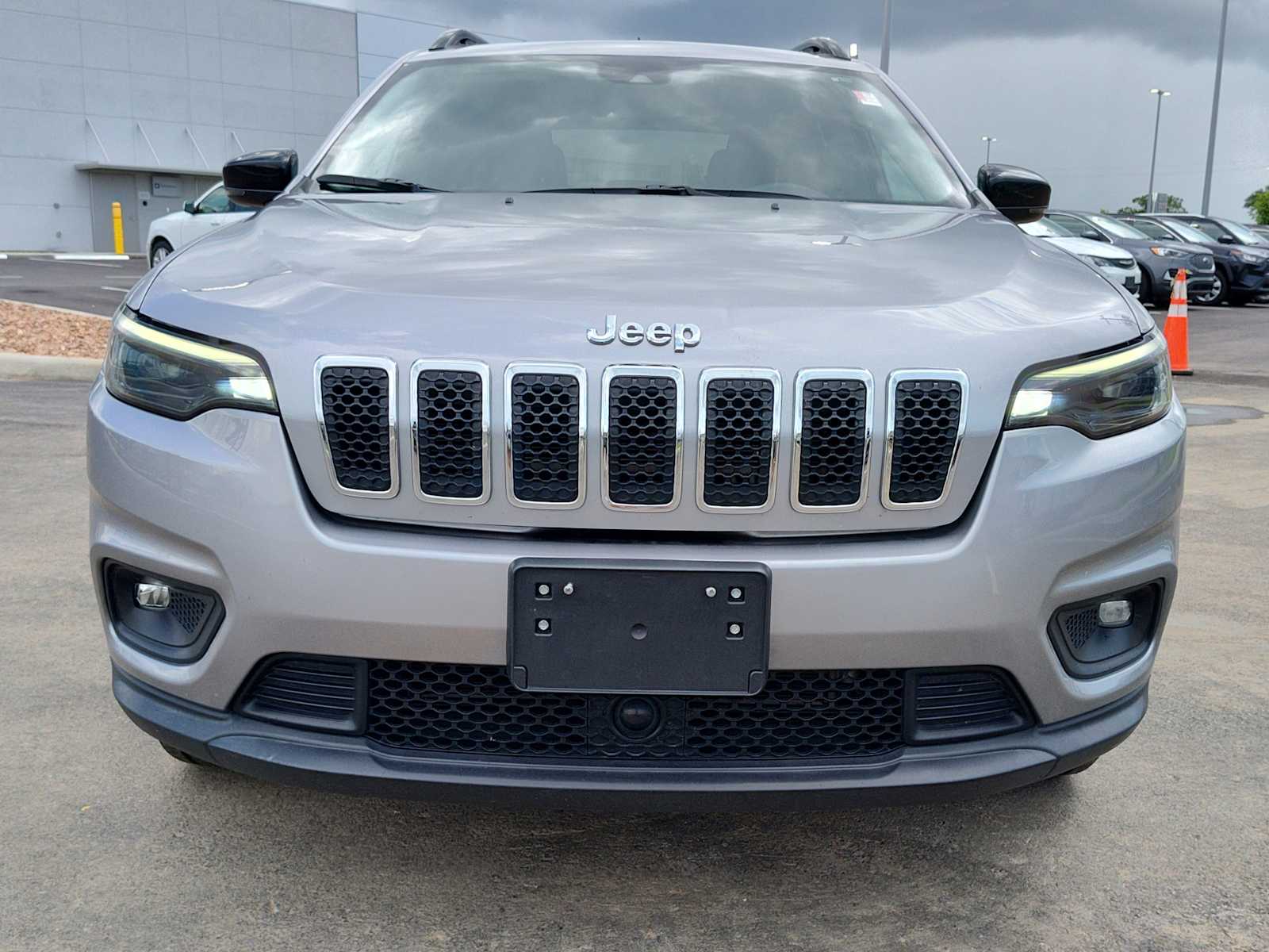 2022 Jeep Cherokee Latitude Lux photo 12