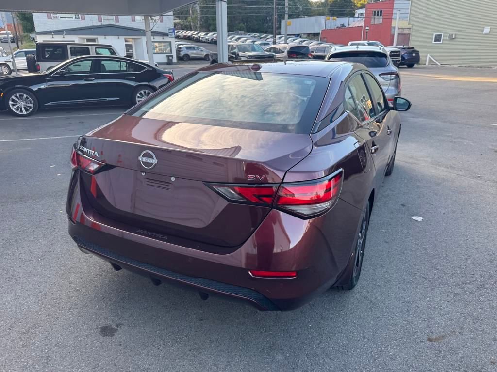 2024 Nissan Sentra SV photo 5
