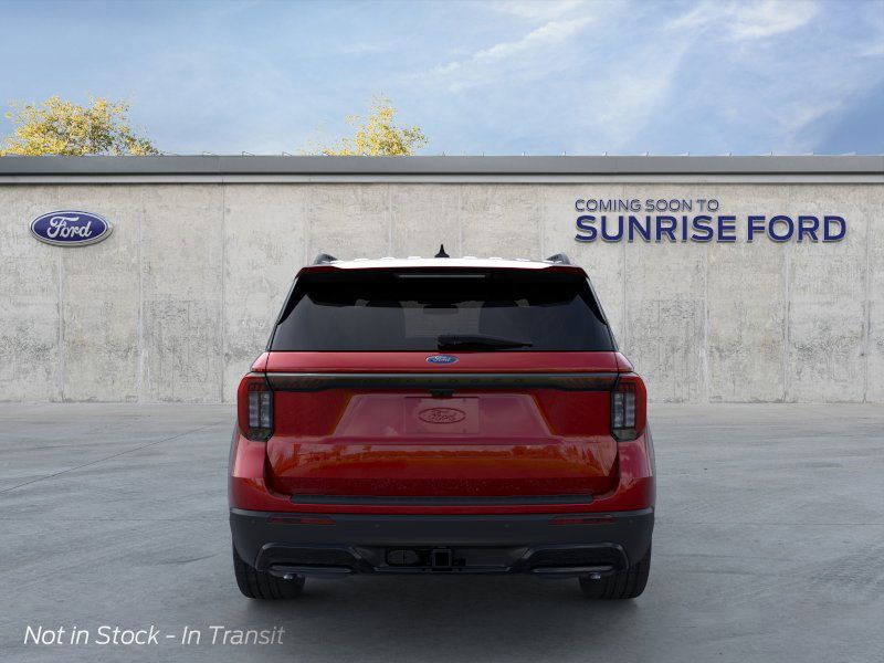 2025 Ford Explorer ST-Line photo 5