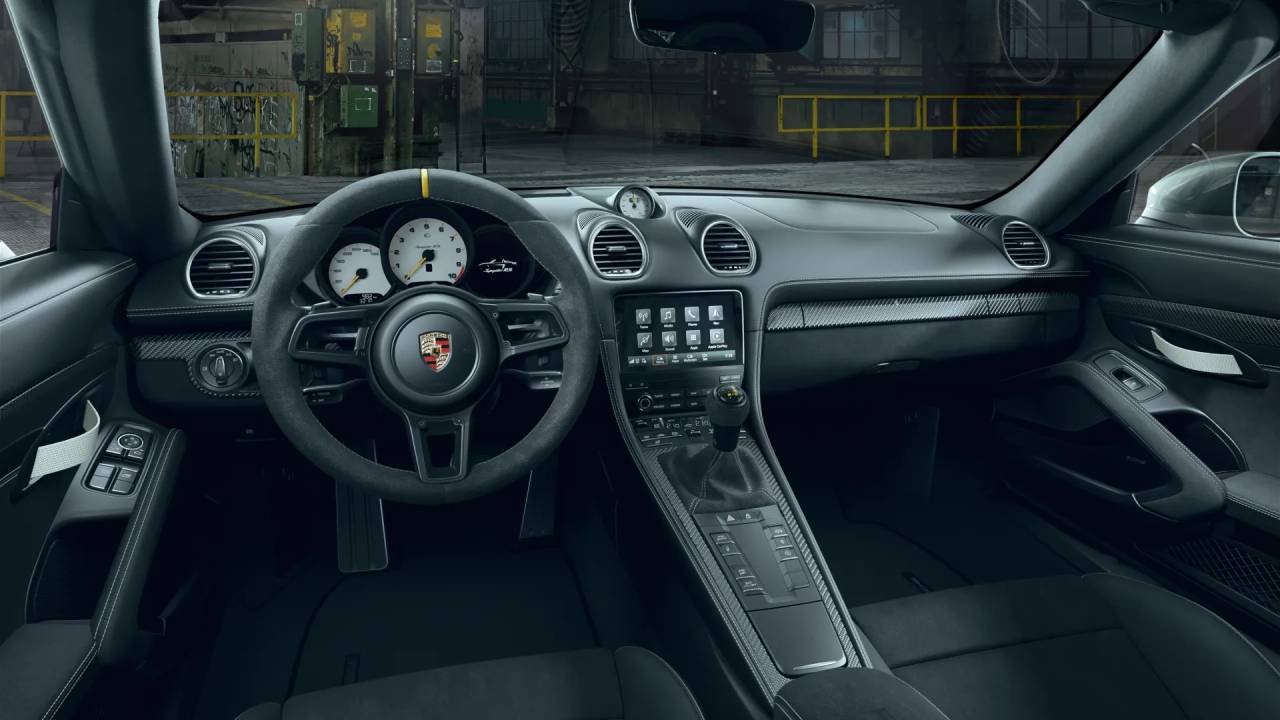 2025 Porsche Boxster Spyder photo 5