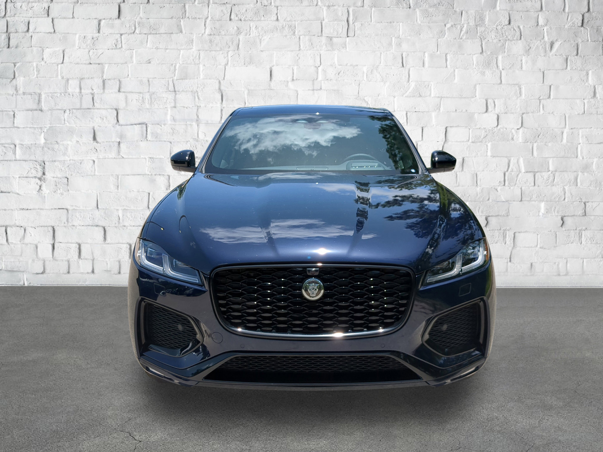 2026 Jaguar F-PACE P400 R-Dynamic S photo 2