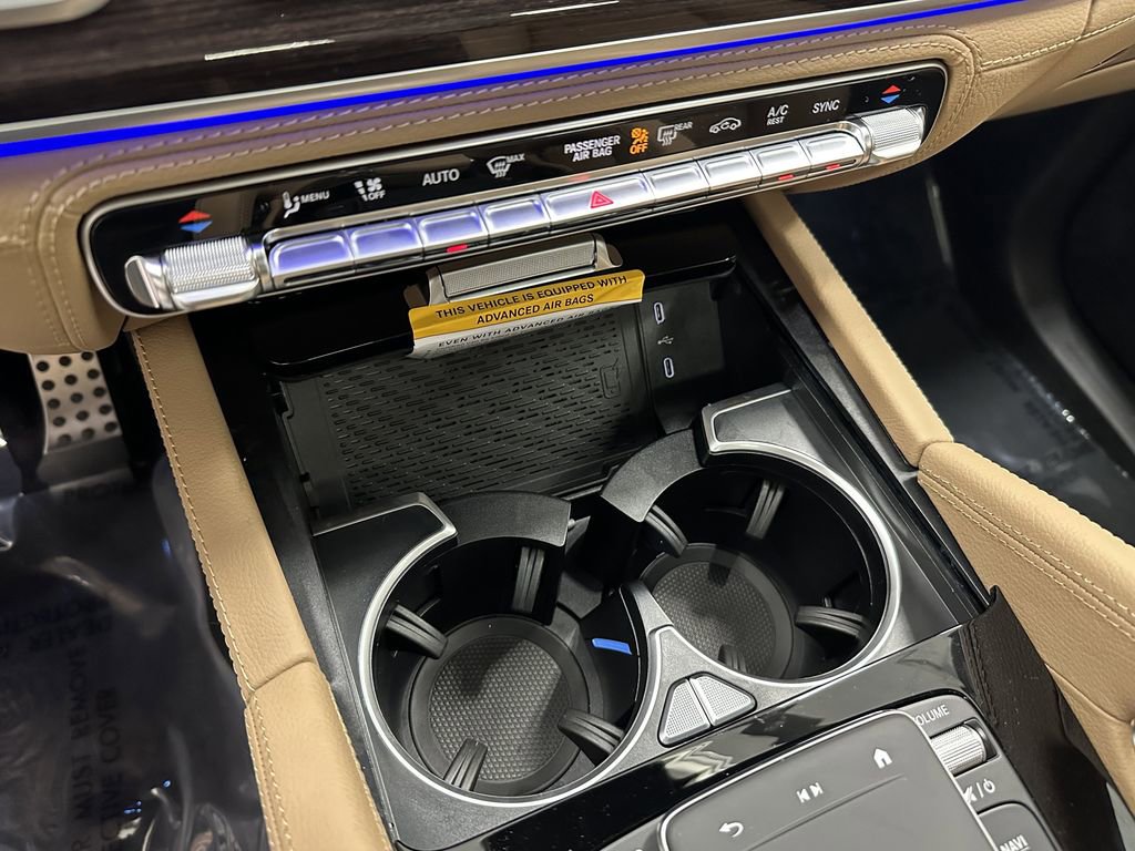 2026 Mercedes Benz GLS 450 4MATIC photo 32