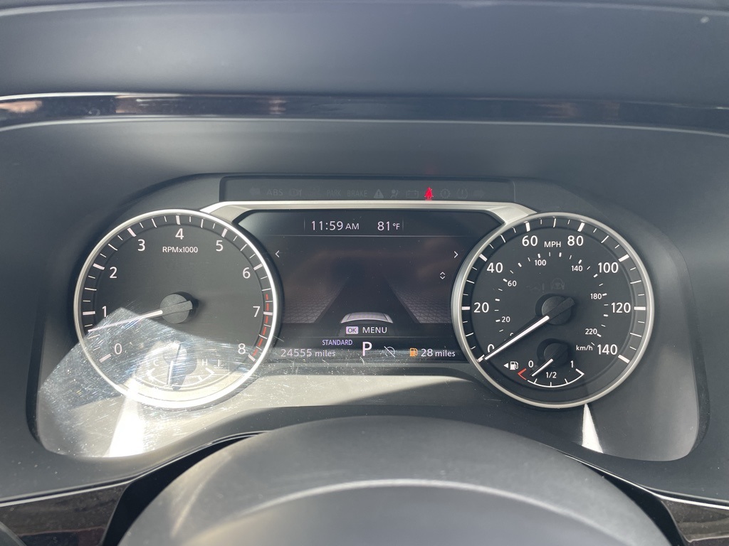2024 Nissan Pathfinder SV photo 9