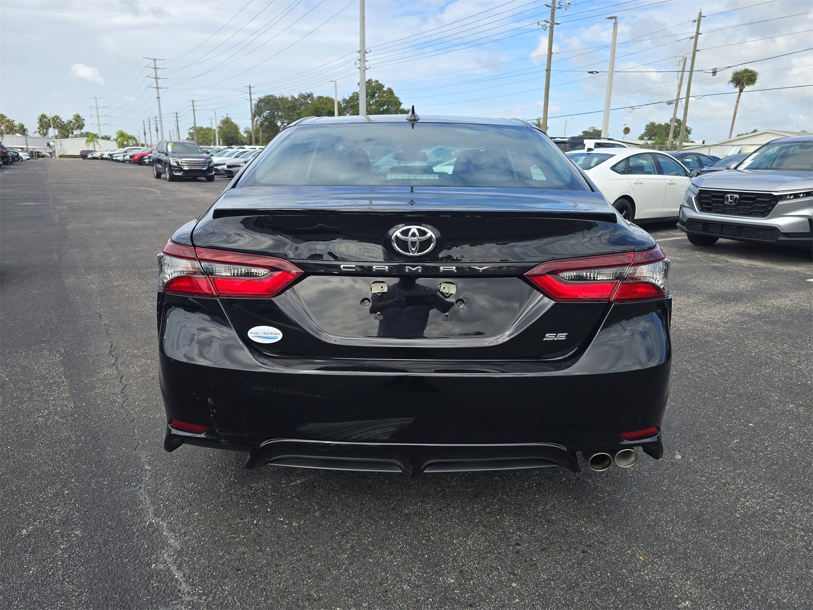 2023 Toyota Camry SE photo 5