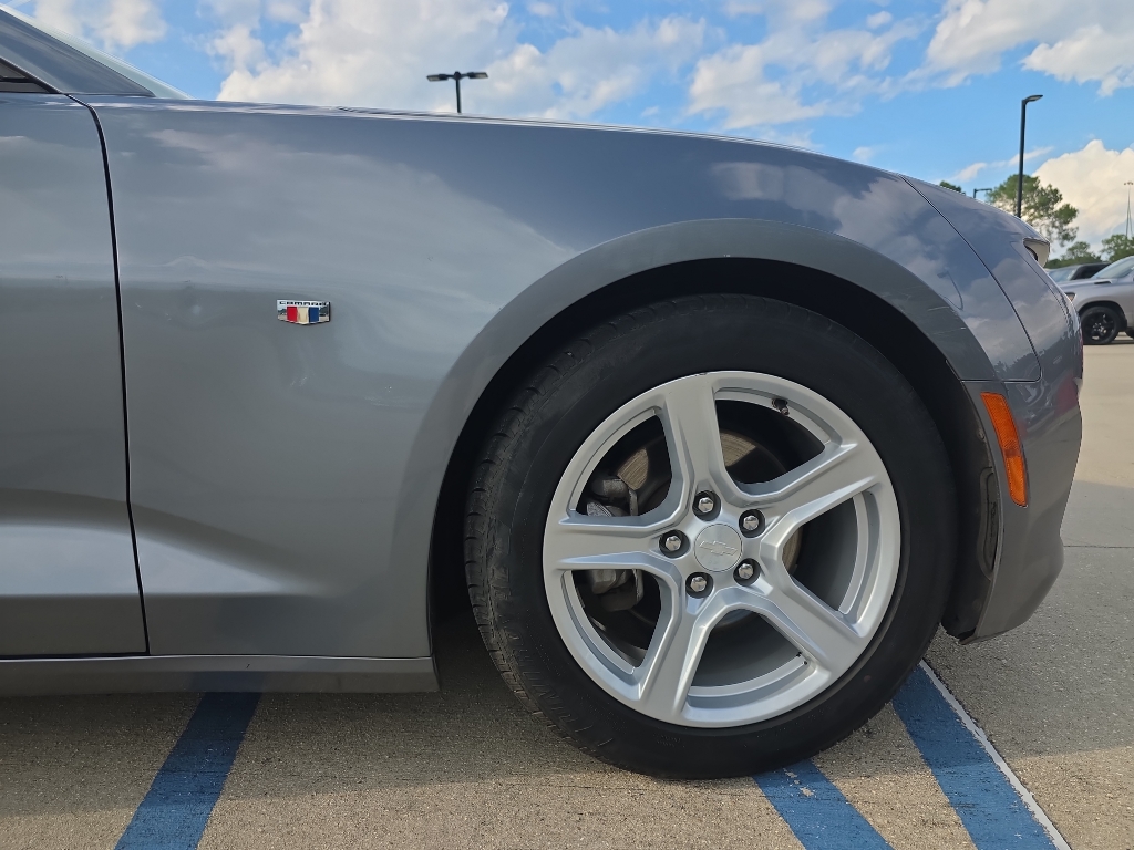 2020 Chevrolet Camaro 1LT photo 11