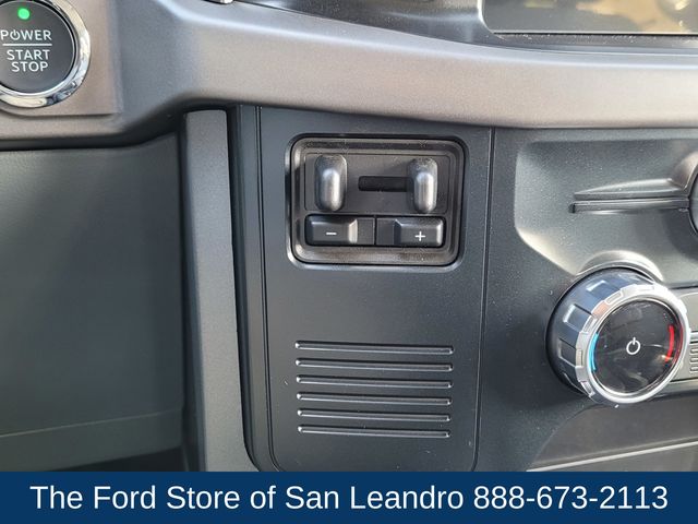 2025 Ford F-150 Lightning XLT photo 22
