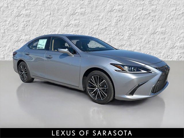 2025 Lexus ES 350's photo