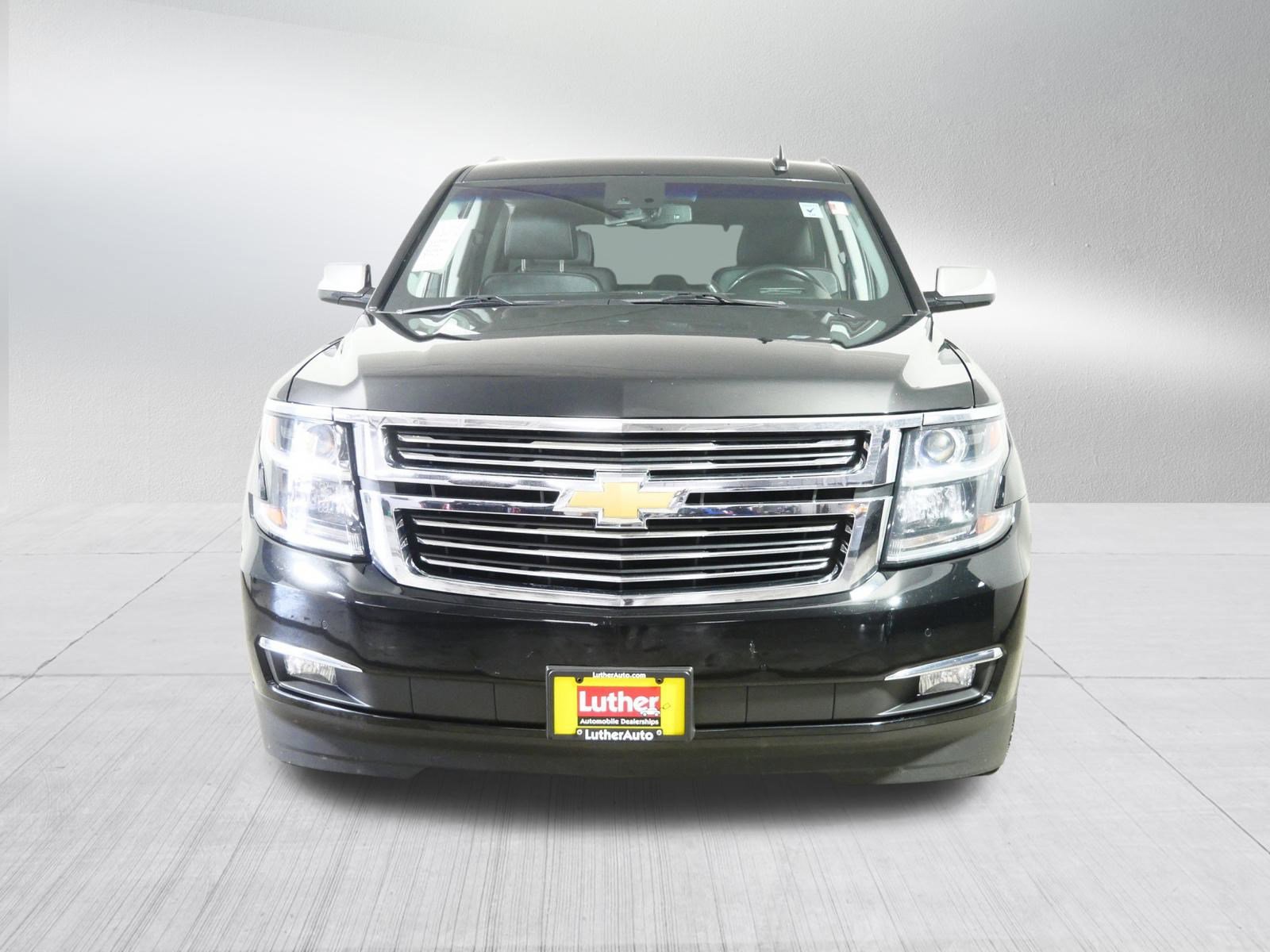 Used 2017 Chevrolet Tahoe Premier with VIN 1GNSKCKC1HR366091 for sale in Cambridge, Minnesota