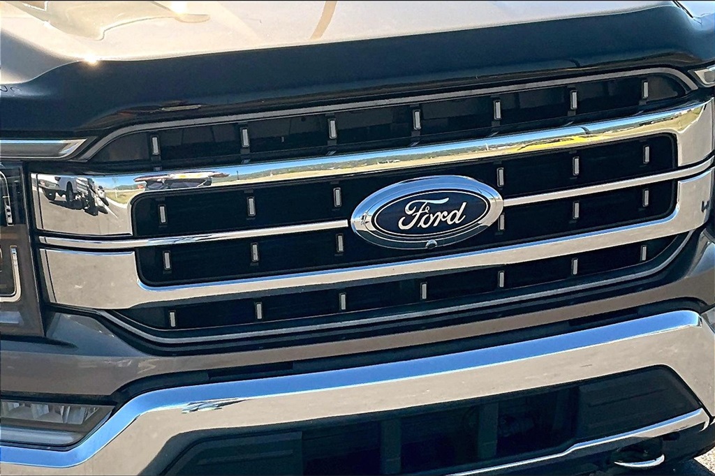 2021 Ford F-150 Lariat photo 28